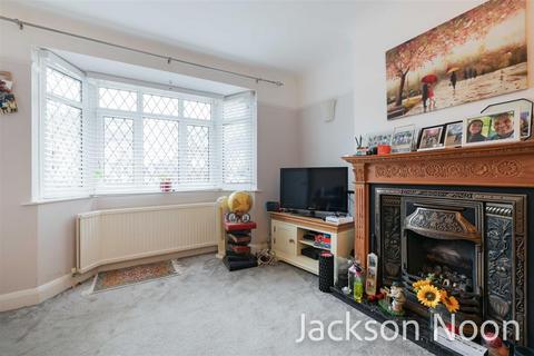 48 Oakhurst Road, Epsom, KT19 9SF