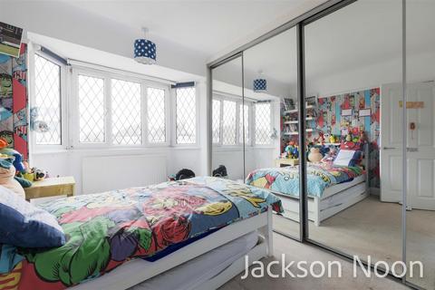 48 Oakhurst Road, Epsom, KT19 9SF