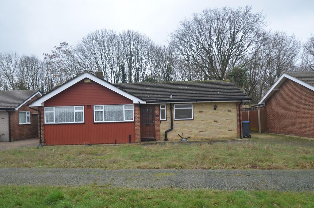 Woodmere Avenue, Shirley, Croydon, CR0 3 bed detached bungalow for sale