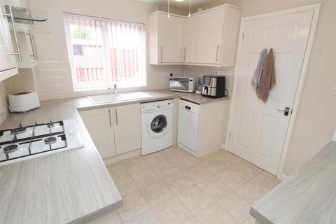 3 bedroom terraced house for sale, Sutherland Grove, Bletchley, Milton Keynes