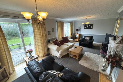3 bedroom detached bungalow for sale - Wessex Drive, Leicester