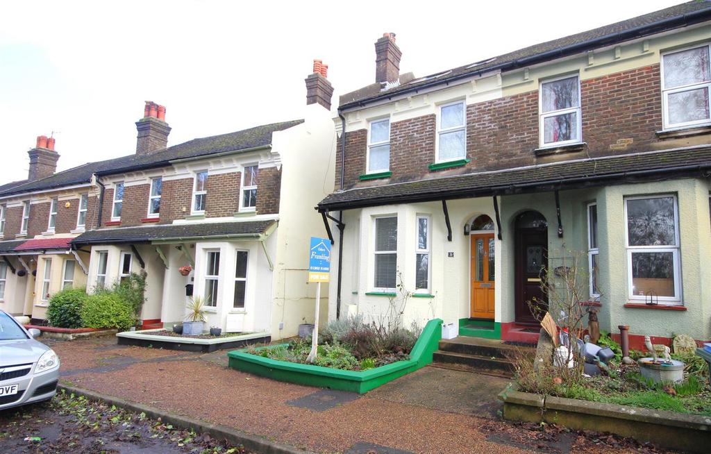 Dacre Gardens, Upper Beeding 3 bed end of terrace house for sale £400,000