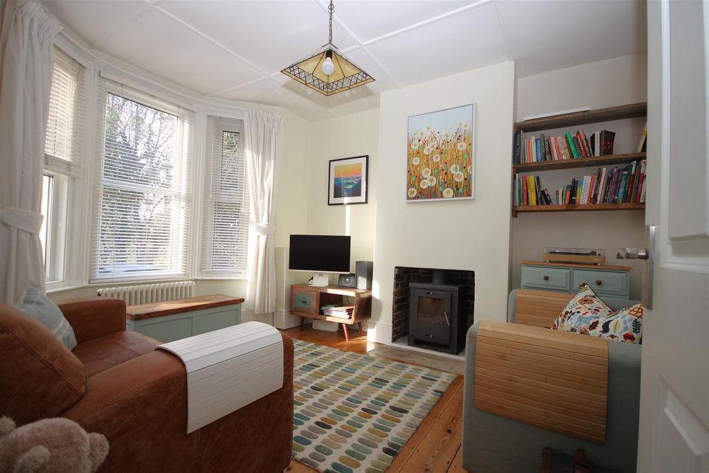 Dacre Gardens, Upper Beeding 3 bed end of terrace house for sale £400,000