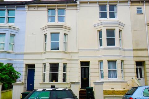 6 bedroom house to rent, Queens Park Road, Brighton