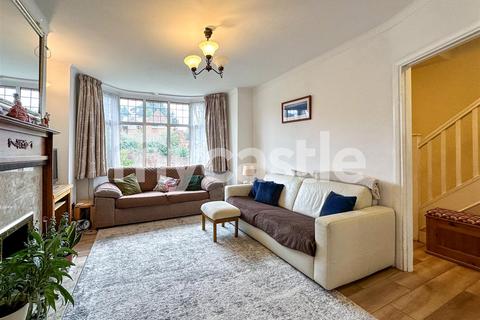 3 bedroom end of terrace house for sale, Harefield Road, Uxbridge