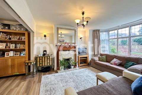 3 bedroom end of terrace house for sale, Harefield Road, Uxbridge