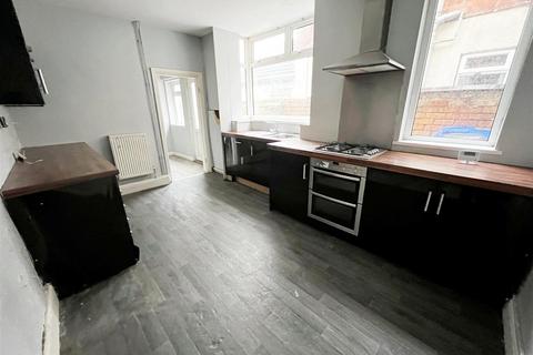 3 bedroom terraced house for sale, Florence Street, Grimsby, N.E. Lincs, DN32 0JH