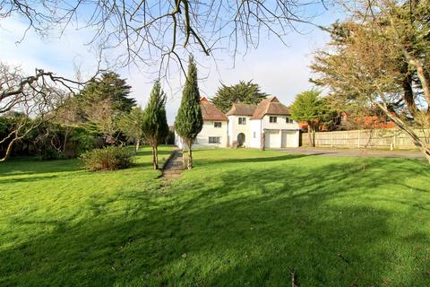 4 bedroom detached house for sale, Firle Road, Seaford