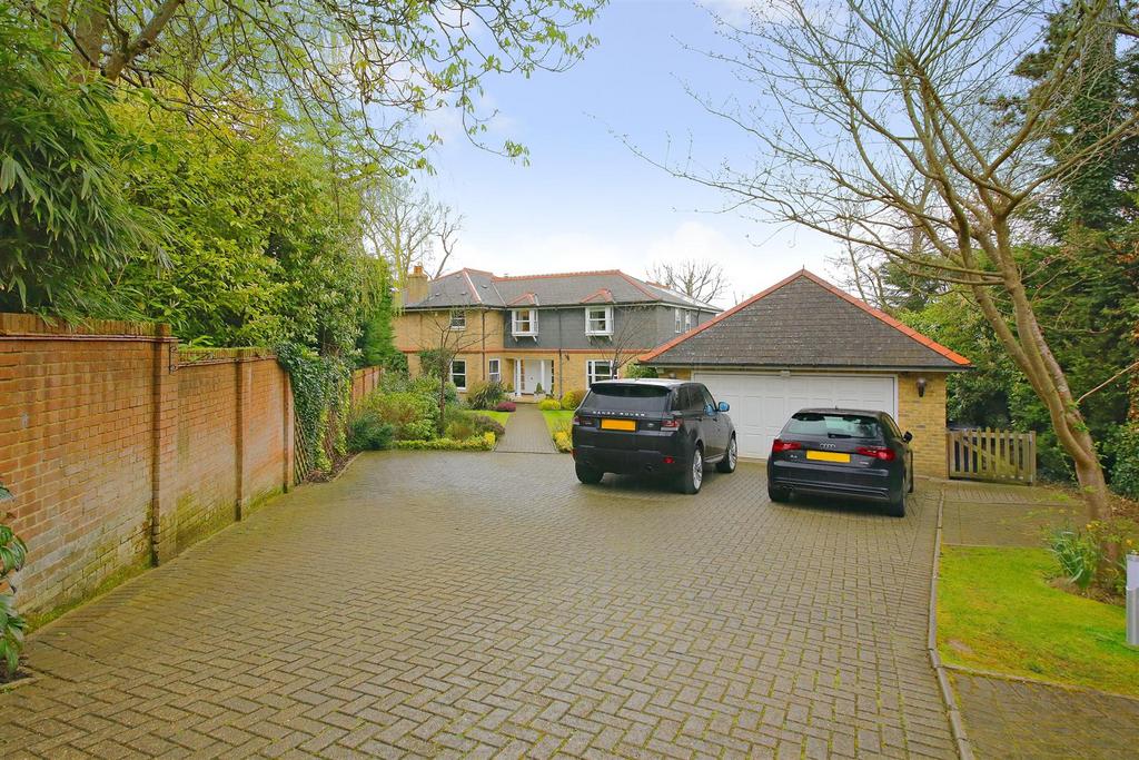 Lane, Elstree, Borehamwood 5 bed detached house for sale £