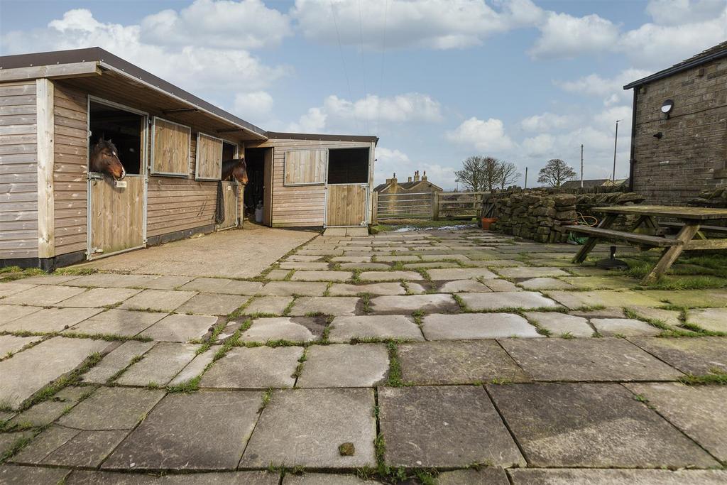 Bramleys Estate Agents - Outlane - New Hey Barn (6