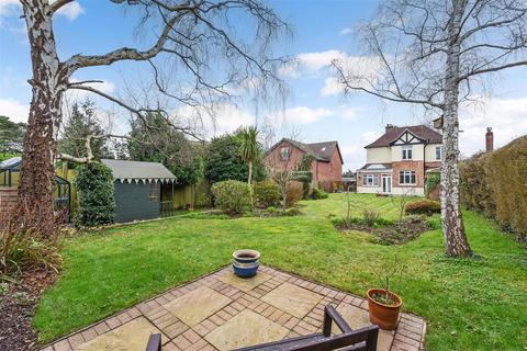 70 Bowes Hill, Rowland's Castle, PO9 6BS