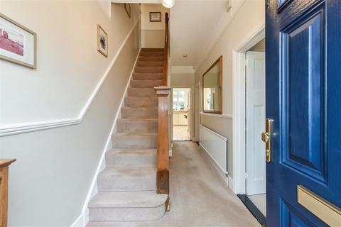 70 Bowes Hill, Rowland's Castle, PO9 6BS
