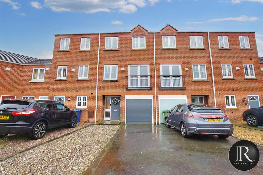Eaton Drive, Rugeley WS15 4 bed terraced house for sale £229,950