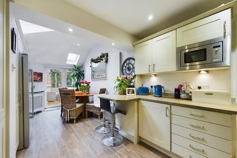 20 Botley Road, West End, Southampton, SO30 3HA