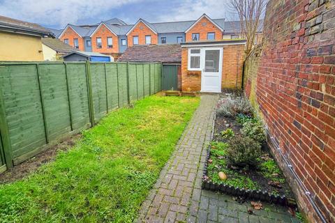 2 bedroom terraced house for sale, Vandyke Road, Leighton Buzzard