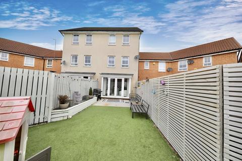 4 bedroom terraced house for sale, Richmond Lane, Kingswood, Hull