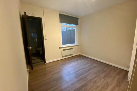 1 bedroom flat for sale, St. Mary's Road, London
