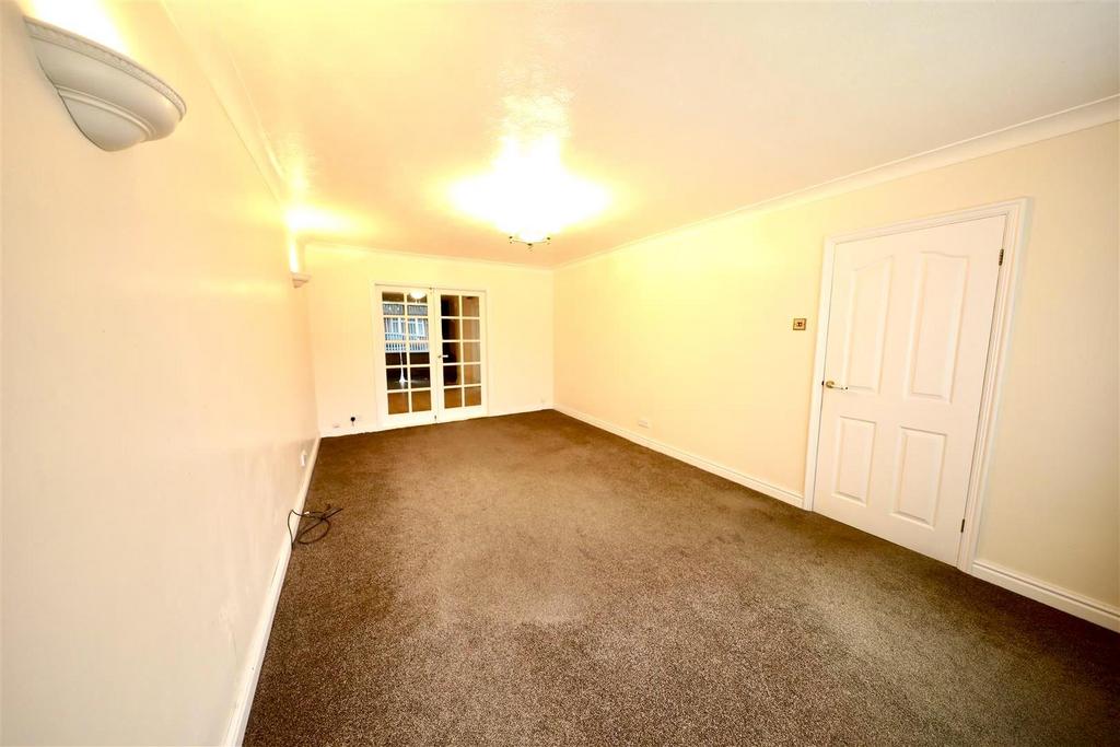 St. Marys Drive, Thorngumbald, Hull 3 bed semidetached house for sale