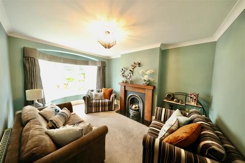 3 bedroom semi-detached house for sale, Fairfax Avenue, Hull