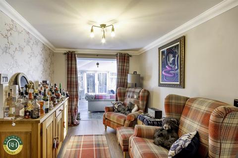52 Aintree Drive, Balby, Doncaster, DN4 8TU