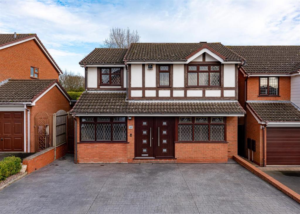 17 Fieldview Close, Coseley, Bilston 4 bed detached house for sale £