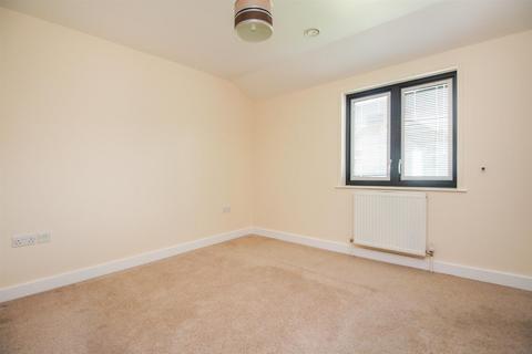 2 bedroom end of terrace house to rent, Jubilee Court, Canterbury