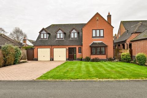 2 Willow Close, Lichfield, WS13 8RW