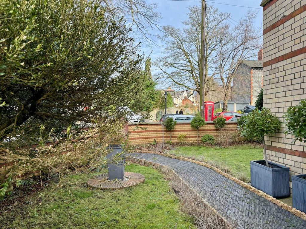 Side Garden