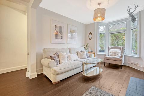 72 Clacton Road, London, E17 8AR