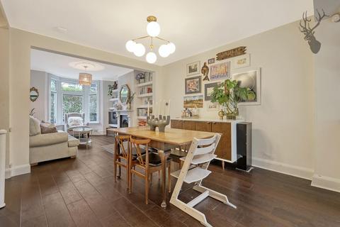 72 Clacton Road, London, E17 8AR