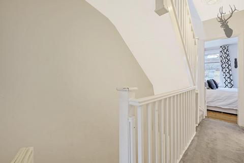 72 Clacton Road, London, E17 8AR