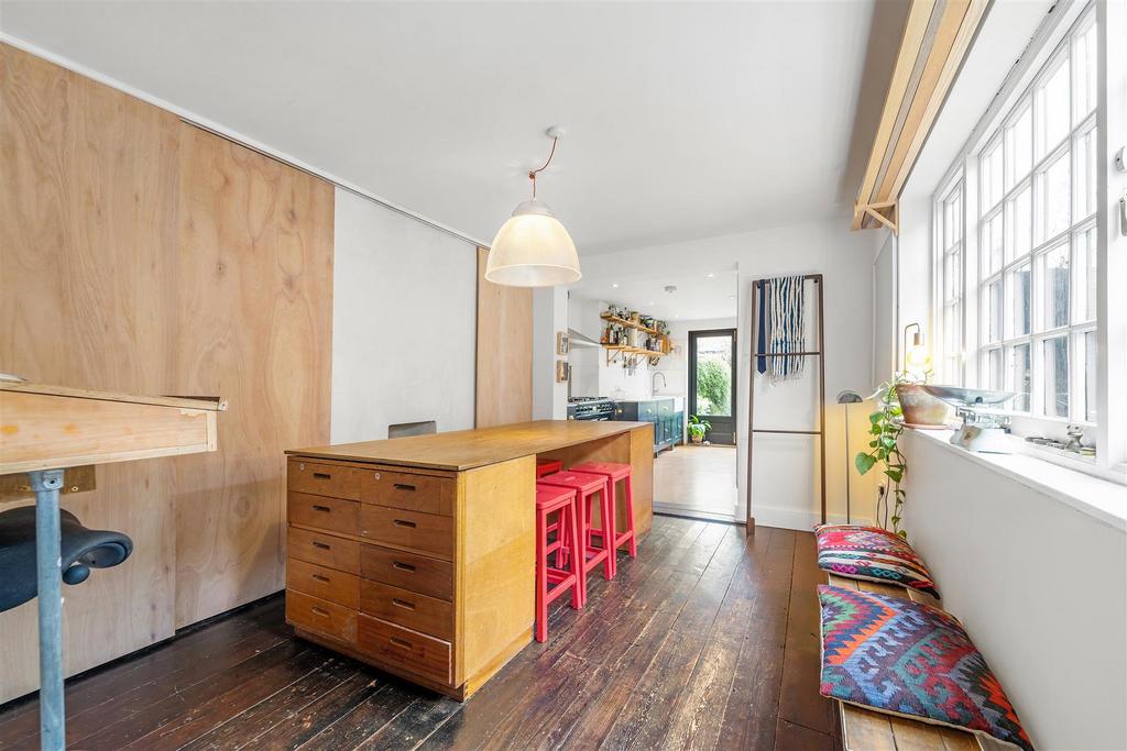 128 Victor Road-9.jpg