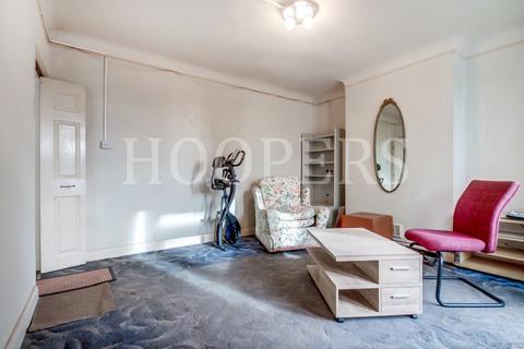 2 bedroom maisonette for sale, Vincent Gardens, London, NW2