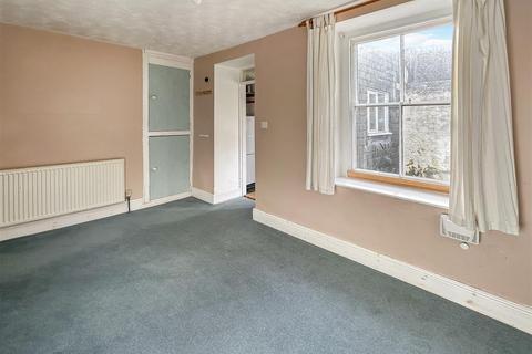 10 Mutton Row, Penryn, TR10 8EZ