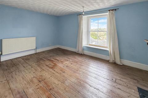 10 Mutton Row, Penryn, TR10 8EZ