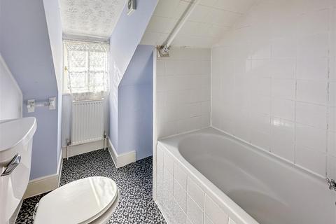 10 Mutton Row, Penryn, TR10 8EZ