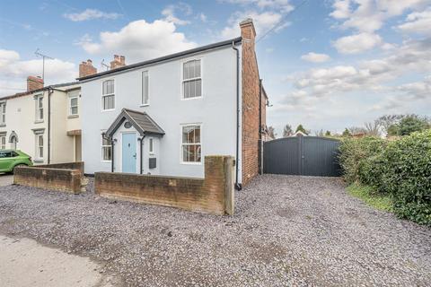 4 bedroom detached house for sale, Old Rose Cottage, New Road, Caunsall, DY11 5YN