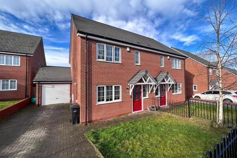 3 bedroom semi-detached house for sale, Church Street, Brierley Hill, DY5 4HB