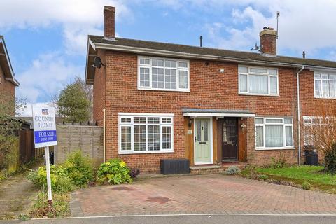 2 bedroom end of terrace house for sale, Mount Avenue, Yalding, Maidstone