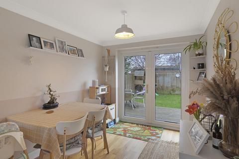 2 bedroom end of terrace house for sale, Mount Avenue, Yalding, Maidstone