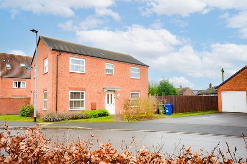 4 bedroom detached house for sale - Willow Road, Norton Canes, Cannock, WS11