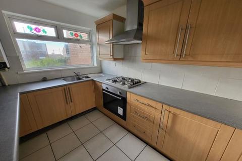 3 bedroom terraced house to rent - Hertford Avenue, South Shields
