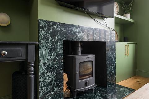 21 Albert Road North, Reigate, RH2 9EG