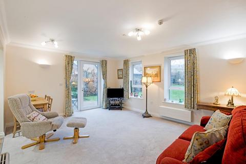 1 bedroom retirement property for sale, Emmandjay Court, Valley Drive, Ilkley LS29