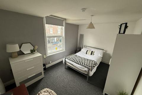 4 bedroom house to rent, Thomas Place, Arboretum, Nottingham NG7