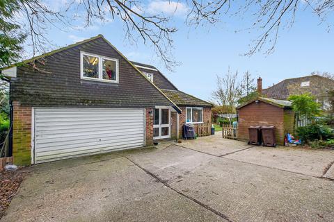 5 bedroom detached house for sale, Shalmsford Road,Chilham,Canterbury,Kent,CT4 8AD