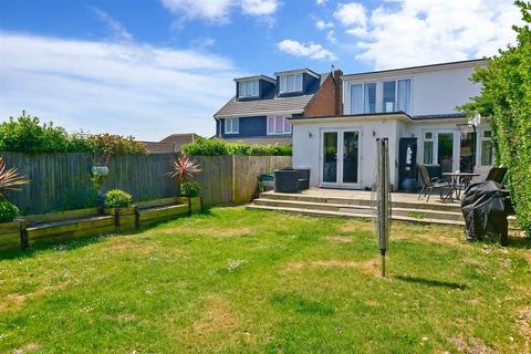 4 bedroom semi-detached bungalow for sale, Vernon Avenue, Woodingdean, Brighton, East Sussex