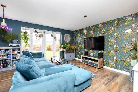 5 Auld Coal Crescent, Bonnyrigg, EH19 3JW