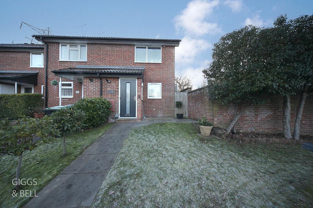 Oregon Way, Luton, Bedfordshire, LU3 3 bed end of terrace house £350,000