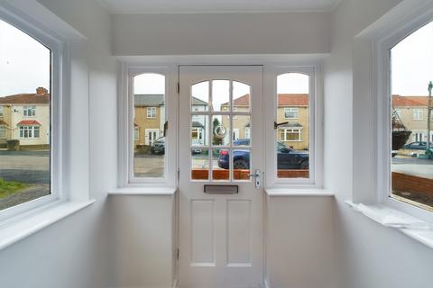 3 bedroom end of terrace house for sale - Jubilee Crescent, Mangotsfield, Bristol, BS16